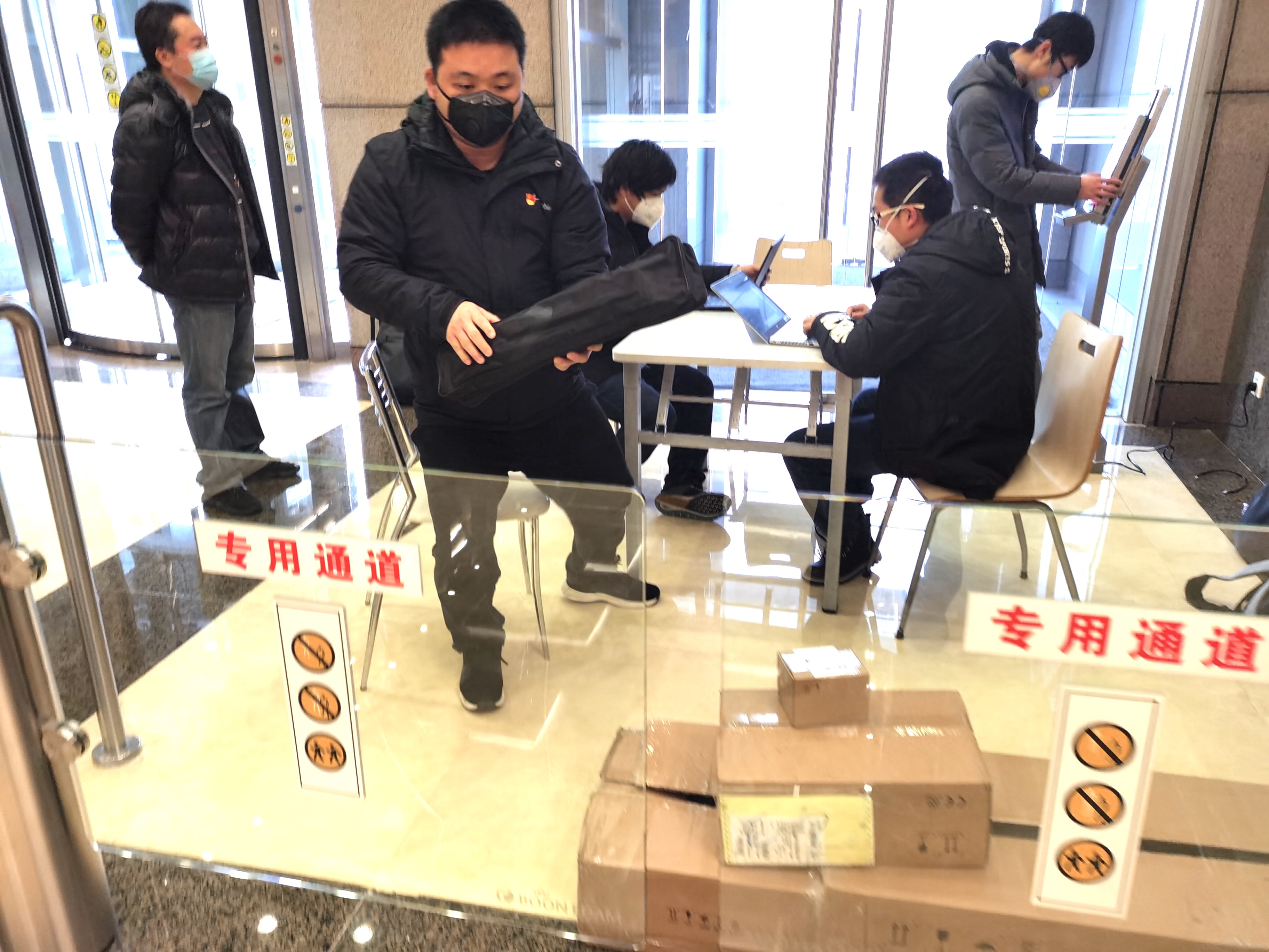 共同抗疫—湘江智慧助力中國農業(yè)銀行總行部署熱像測溫系統(tǒng)